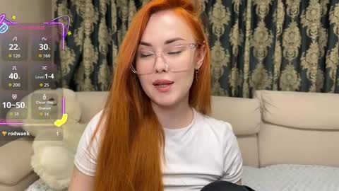 Snapshot of sargonium909 chatting on 28, 9, 2025 Veronika online show from 28, 9, 2025