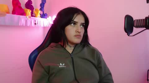 Snapshot of sari_belle chatting on 7, 10, 2025 Sari online show from 7, 10, 2025