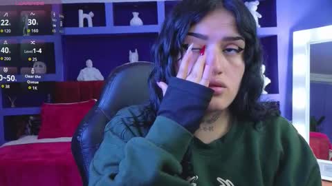 Snapshot of sari_belle chatting on 27, 10, 2025 Sari online show from 27, 10, 2025