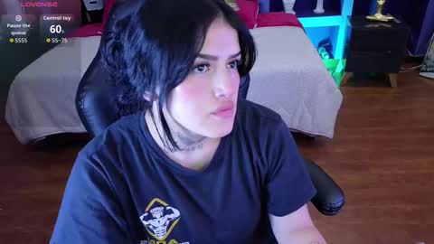 Snapshot of sari_belle chatting on 18, 11, 2025 Sari online show from 18, 11, 2025