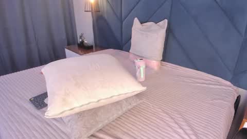 Snapshot of sarita_hills chatting on 12, 12, 2024 Sara online show from 12, 12, 2024