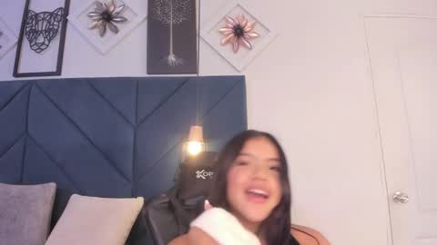 Snapshot of sarita_hills chatting on 18, 12, 2024 Sara online show from 18, 12, 2024