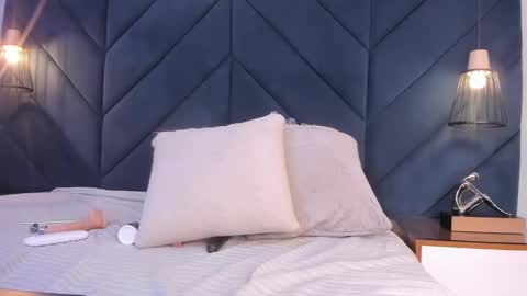 Snapshot of sarita_hills chatting on 4, 1, 2025 Sara online show from 4, 1, 2025