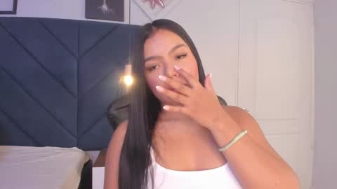 Snapshot of sarita_hills chatting on 8, 1, 2025 Sara online show from 8, 1, 2025