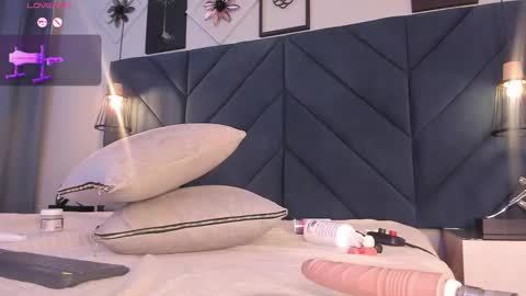 Snapshot of sarita_hills chatting on 9, 3, 2025 Sara online show from 9, 3, 2025