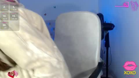 Snapshot of sasha_17_ chatting on 17, 9, 2025 Sofia online show from 17, 9, 2025