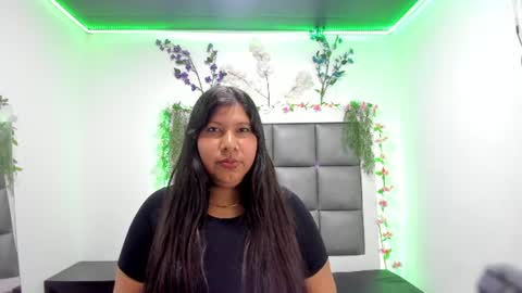 sasha__collins online show from 17, 7, 2026