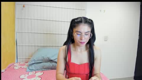 Snapshot of sasha_jonne chatting on 13, 9, 2025 sasha_jonne online show from 13, 9, 2025