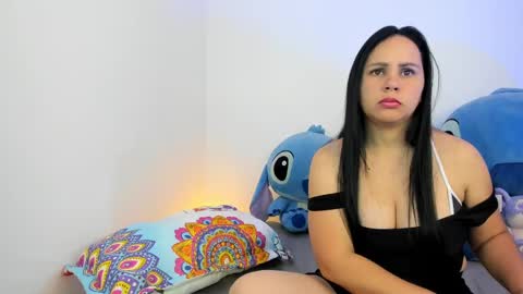 Sacha Salgado online show from 30, 10, 2025