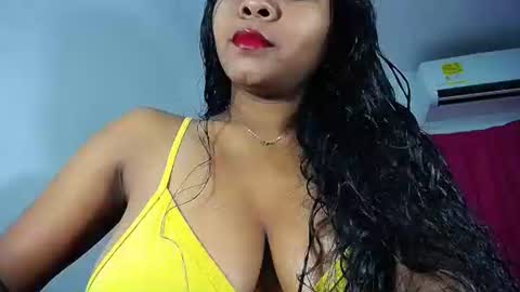 Snapshot of sashabreck1 chatting on 4, 6, 2026 sashabreck1 online show from 4, 6, 2026