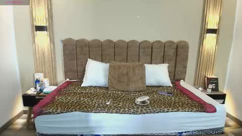 Snapshot of sasharosee2 chatting on 21, 9, 2025 S A S H A R O S E online show from 21, 9, 2025