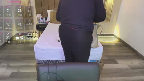 Snapshot of sasharosee2 chatting on 26, 9, 2025 S A S H A R O S E online show from 26, 9, 2025