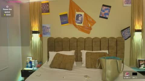 Snapshot of sasharosee2 chatting on 1, 10, 2025 S A S H A R O S E online show from 1, 10, 2025