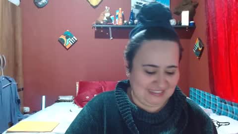 Snapshot of sasharosee2 chatting on 7, 10, 2025 S A S H A R O S E online show from 7, 10, 2025