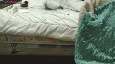 Snapshot of sasharosee2 chatting on 17, 10, 2025 S A S H A R O S E online show from 17, 10, 2025