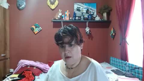 Snapshot of sasharosee2 chatting on 17, 12, 2025 S A S H A R O S E online show from 17, 12, 2025