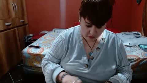 Snapshot of sasharosee2 chatting on 8, 1, 2026 S A S H A R O S E online show from 8, 1, 2026