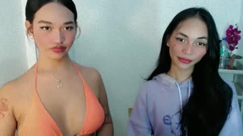 Snapshot of sashifoxdoll_ chatting on 1, 5, 2026 Sashi online show from 1, 5, 2026