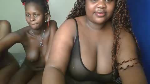 sassie_bee online show from 13, 9, 2025