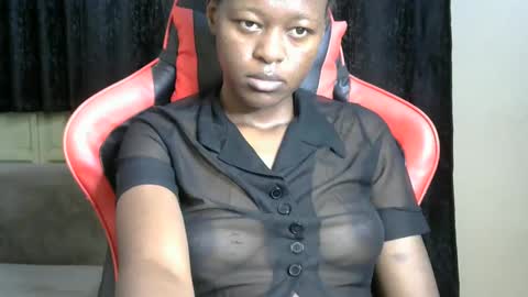 sassy_lyne online show from 23, 3, 2026