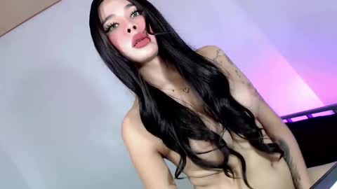 Tiffanie online show from 15, 1, 2026