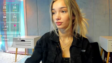 Snapshot of sassyt33n chatting on 11, 9, 2025 sassyt33n online show from 11, 9, 2025