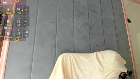 Snapshot of sassyt33n chatting on 30, 10, 2025 sassyt33n online show from 30, 10, 2025