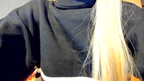 Snapshot of sassyt33n chatting on 28, 11, 2025 sassyt33n online show from 28, 11, 2025