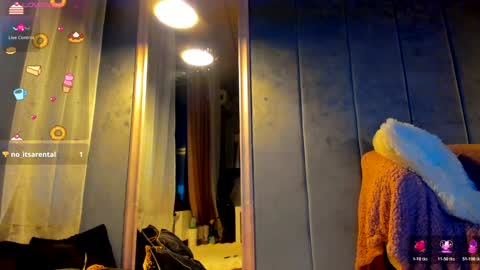 Snapshot of sassyt33n chatting on 15, 12, 2025 sassyt33n online show from 15, 12, 2025