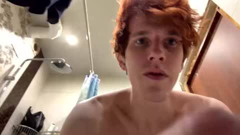 Snapshot of sat1sfaction chatting on 26, 11, 2025 Kristof online show from 26, 11, 2025