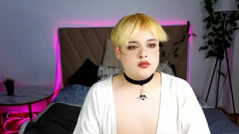 Snapshot of satisfaction_18 chatting on 26, 6, 2026 Kati online show from 26, 6, 2026
