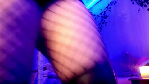 Snapshot of satyn_doll chatting on 10, 12, 2024 Gina George online show from 10, 12, 2024