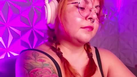 Snapshot of satyn_doll chatting on 12, 9, 2025 Gina George online show from 12, 9, 2025