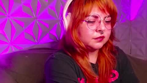 Snapshot of satyn_doll chatting on 18, 9, 2025 Gina George online show from 18, 9, 2025