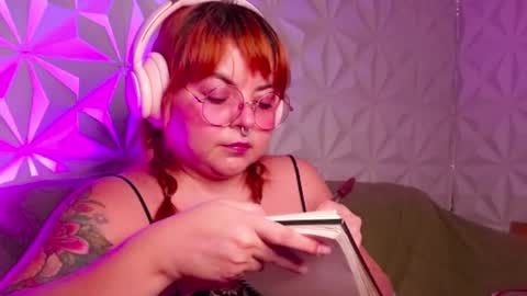 Snapshot of satyn_doll chatting on 20, 9, 2025 Gina George online show from 20, 9, 2025