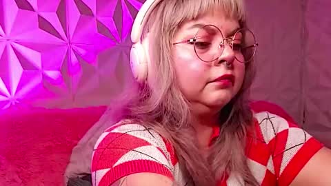 Snapshot of satyn_doll chatting on 28, 11, 2025 Gina George online show from 28, 11, 2025