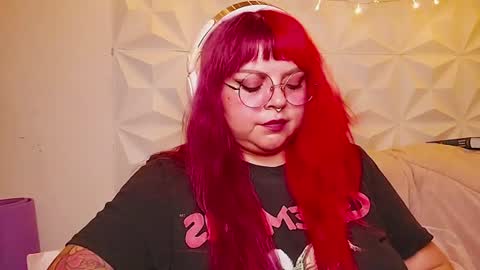 Snapshot of satyn_doll chatting on 17, 7, 2026 Gina George online show from 17, 7, 2026