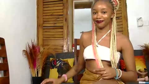 Snapshot of saucy_angels chatting on 6, 3, 2025 Saucy online show from 6, 3, 2025