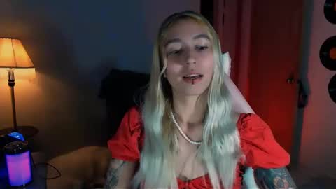 Snapshot of saucy_jenn1 chatting on 29, 12, 2024 I AM JENN online show from 29, 12, 2024