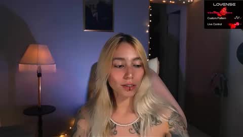 Snapshot of saucy_jenn1 chatting on 2, 2, 2025 I AM JENN online show from 2, 2, 2025