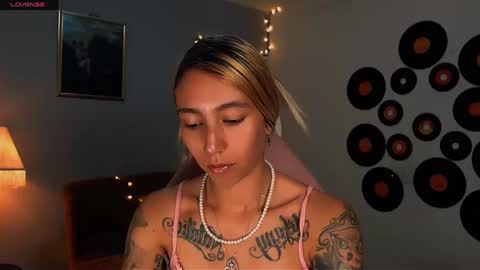 Snapshot of saucy_jenn1 chatting on 2, 3, 2025 I AM JENN online show from 2, 3, 2025