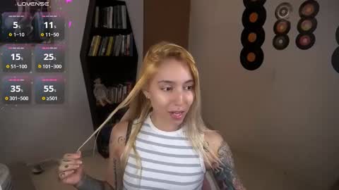 Snapshot of saucy_jenn1 chatting on 16, 9, 2025 I AM JENN online show from 16, 9, 2025