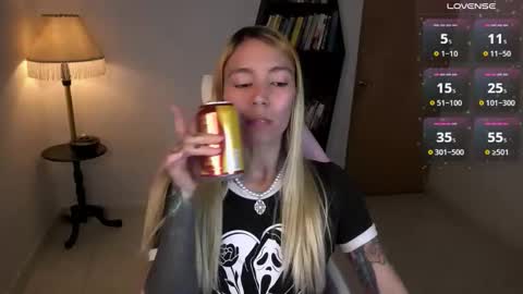 Snapshot of saucy_jenn1 chatting on 29, 11, 2025 I AM JENN online show from 29, 11, 2025