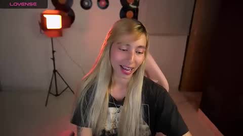 I AM JENN  online show from 29, 3, 2026