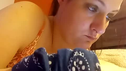 SnowBunny online show from 26, 2, 2025