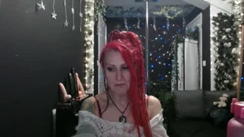 SaucySky online show from 19, 2, 2025