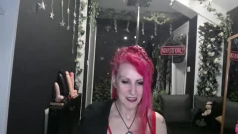 SaucySky online show from 8, 3, 2026