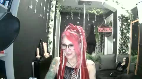 SaucySky online show from 13, 3, 2026