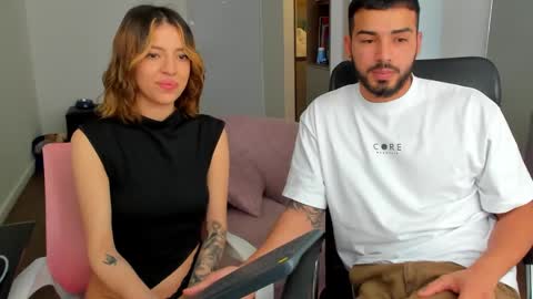 Snapshot of savagesweethearts chatting on 8, 3, 2025 savagesweethearts online show from 8, 3, 2025