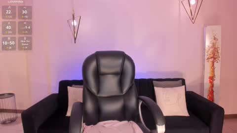 S a v a n n a h  online show from 3, 3, 2025